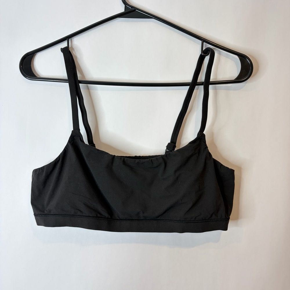 Quince Classic Black Second Skin Scoop Neck Bralette Nylon size Large